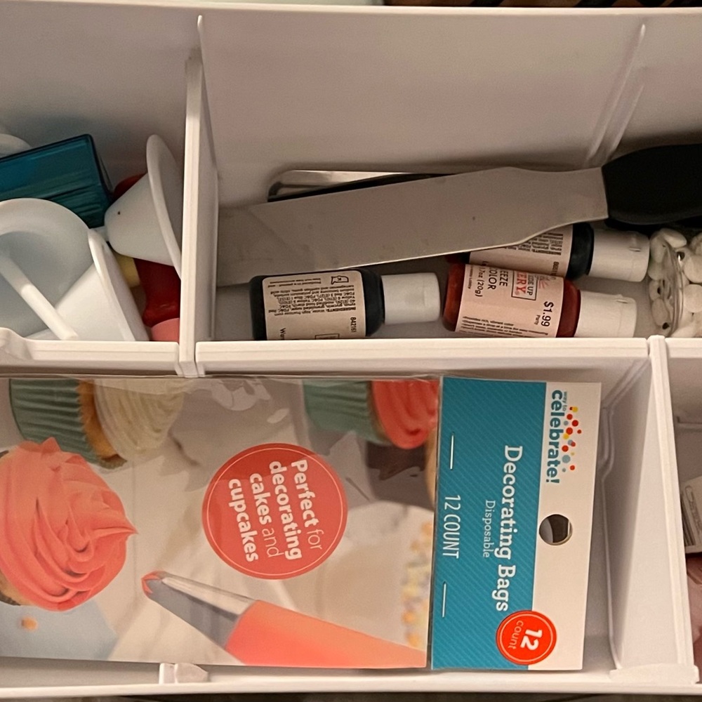 Decorator Preferred Cake Decorating Set, 48-Piece Cake Decorating Tips - Picture 4 of 4